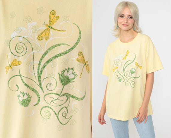 Dragonfly T Shirt 00s Floral Tshirt Yellow Y2K Bug Shirt Nature Wildlife Tee Vintage Graphic Insect Tee Short Sleeve Crewneck Medium