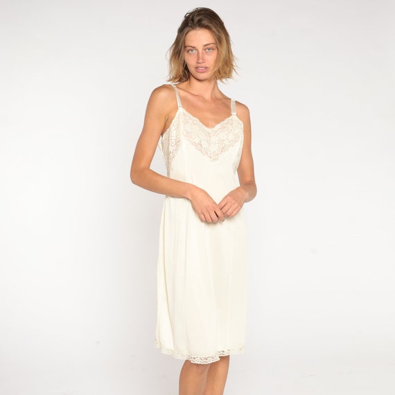 70s Slip Dress Cream Lace Floral Trim Knee Length Midi Dress Lingerie Nightgown Adjustable Straps Romantic Vintage 1970s Medium Large