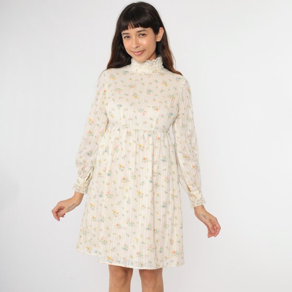 70s Babydoll Mini Dress Cream Floral Dress Mod Mini Lace High Neck Boho Empire Waist Bohemian 1970s Prairie Long sleeve Vintage Small S