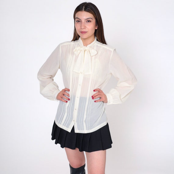 Sheer Ascot Blouse 80s Off-White Neck Tie Top Vintage Pussy Bow Secretary 1980s Button Up Boho Long Sleeve Bohemian Vintage Medium