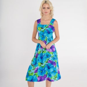 Tropical Sundress 70s Hawaiian Floral Dress Sleeveless Hibiscus Flower Print Knee Length Midi Blue Purple Green Cotton Vintage 1970s Small S