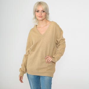 Vintage Beige V Neck Sweater Men&#39;s 80s Knit Pullover Slouchy Plain Normcore 1980s Basic Layering Knitwear Jumper Extra Large xl