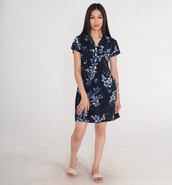 90s Day Dress Navy Blue Leaf Print Mini dress Button up Empire Waist Collared Minidress Short Sleeve Vintage 1990s Jody of California Medium