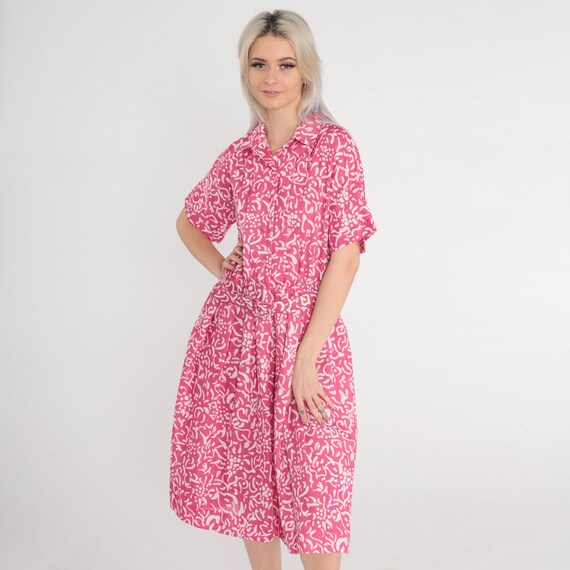 Pink Floral Dress 80s Abstract Dress Button up Midi Shirtwaist Short Sleeve Secretary Belted High Waisted Vintage 1980s Leslie Fay Medium