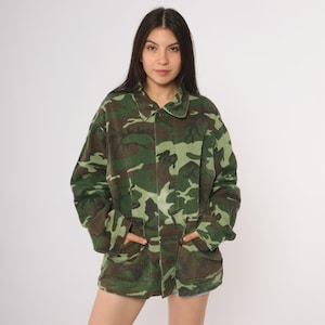 Camouflage Military Jacket 90s  Green Brown Hunting Outdoor Workwear Button Front Field Coat Woodland Army Style Medium M