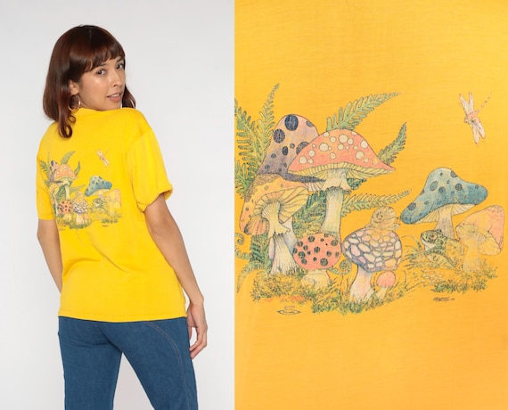 Mushroom Tee 70s Yellow Cotton Nature Graphic Oversized Vintage Psychedelic Forest Hippie Boho Fairycore  Pocket Tee Short Sleeve Medium M