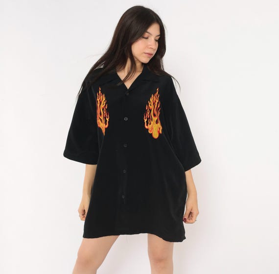 Flame Embroidered Shirt 2000s Black Camp Collar Bowling Top Y2K Fire Graphic Streetwear Gold Red Yellow Boxy Fit Vintage Extra Large XL