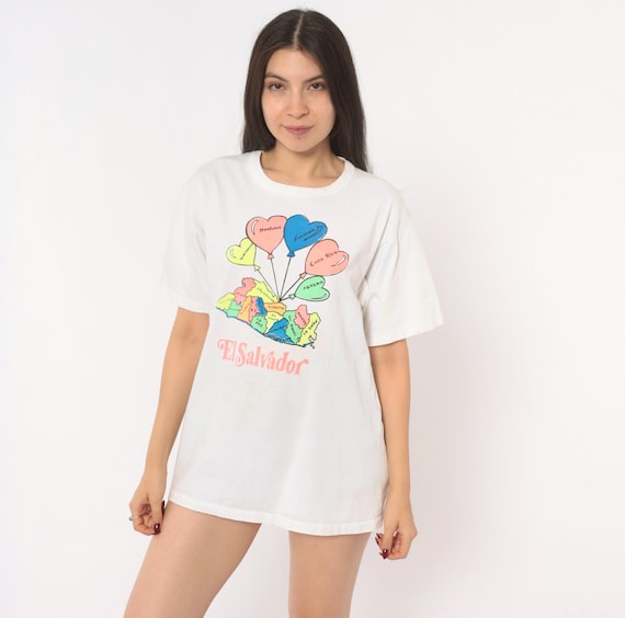 El Salvador Map Tee Heart Balloon Graphic White Cotton Shirt 2000s Central America Souvenir Travel Tourist Print Coral Pink Top Large L