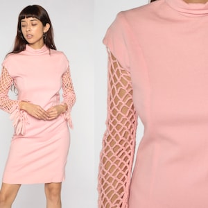 60s Mod Mini Dress Baby Pink Crochet Sleeve Mock Neck Dress 70s Gogo Hippie Retro 1960s Sheath Wool Vintage Shift Twiggy Minidress Small