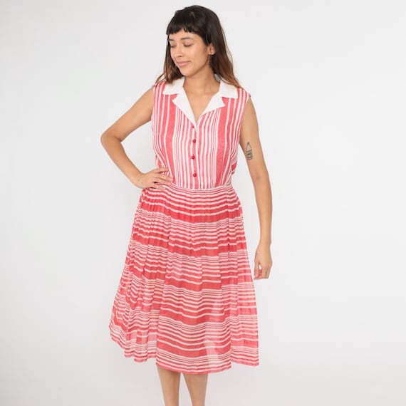 Vintage 70s Midi Dress Red Striped Shirtdress Button Up High Waisted Pleated Dress White Contrast Collar 1970s Sleeveless Medium
