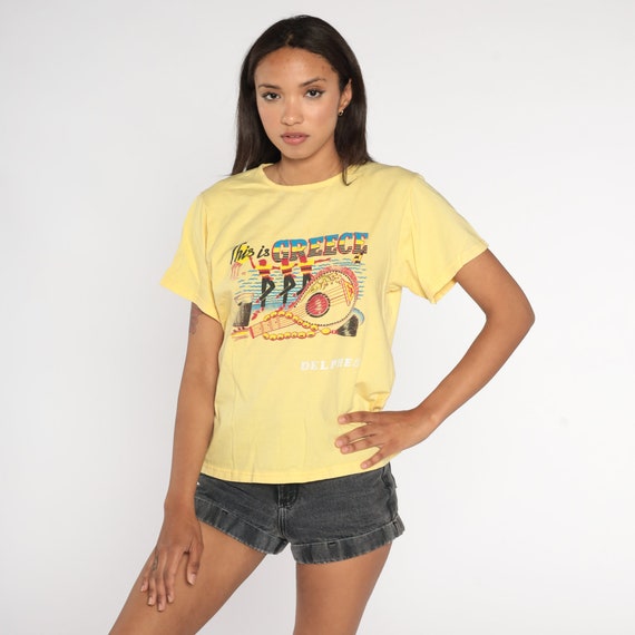00s Greece Shirt Delphes Shirt Delphi Greek Tourist Shirt Graphic Print Travel Tee Yellow 2000s Souvenir Tshirt Medium Large
