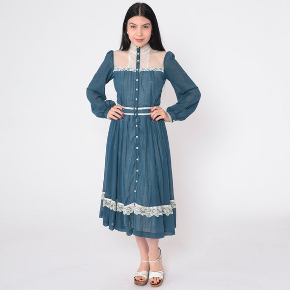 70s Gunne Sax Dress xs Vintage Prairie Dress Blue White Lace Bib Midi Dress Button up High Waisted Long Puff Sleeve Tiered 1970s Extra Small