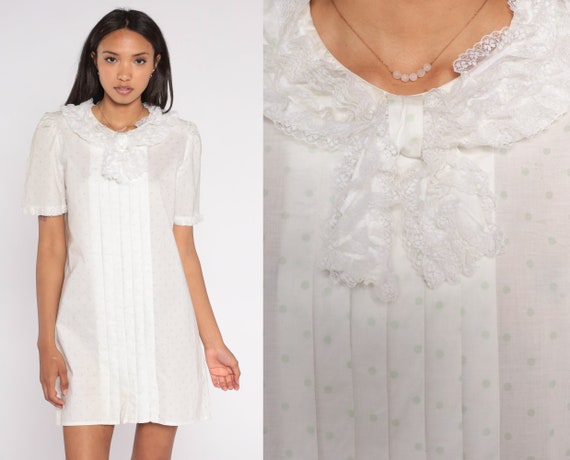 White Mini Dress 70s 80s Lace Collar Pleated Dres… - image 1