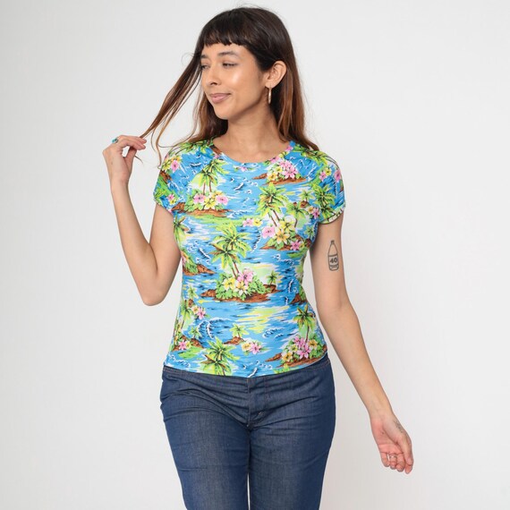 Tight Hawaiian Shirt Tropical Floral Island Tshirt 90s Graphic Palm Tree Blouse Vintage T Shirt 1990s Raglan Sleeve Baby Tee Medium