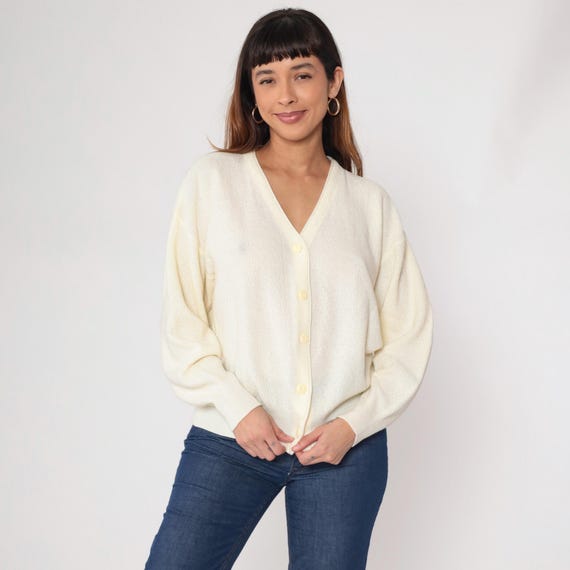 70s Cream Cardigan Button Front V Neck Sweater Long Sleeve Lightweight Knit Vintage Minimalist Classic Soft Neutral Knitwear Medium Large L
