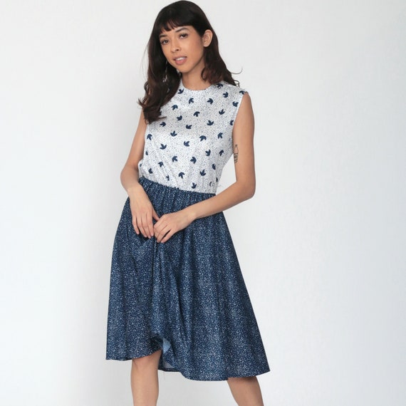 70s Midi Dress Blue Leaf Print Bohemian Button Up 70s Vintage Boho High Waisted Sleeveless Dress Polyester Retro Medium