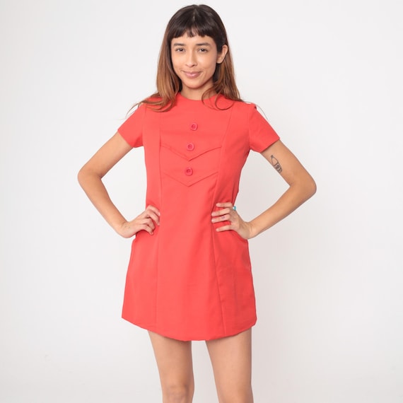 60s Coral Mod Mini Dress Orange Shift Short Sleeve Mod A Line Chevron Stitching Detail Vintage Go Go Space Age Twiggy Style Small S
