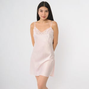 Pink Slip Dress 70s Floral Lingerie Nightgown Midi Full Slip V Neck Empire Waist Spaghetti Strap Pastel Boudoir Vintage Small Medium 34