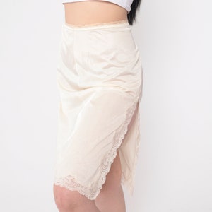 70s Slip Skirt Cream Lingerie Half Slip Mini Skirt Floral Lace Trim Side Slit Retro Pinup Pin Up Boho Knee Length Vintage 1970s Medium Large