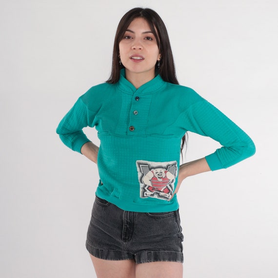 Henley Bear Sweatshirt 90s Teal Quilted Sweatshirt Pocket Quarter Button Up Animal Pullover Retro Wildlife Cartoon 1990s 2xs xxs