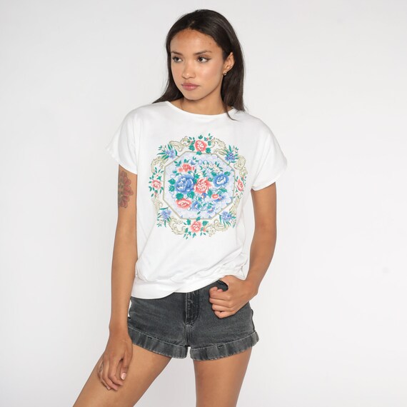 80s Floral Shirt White Slouchy Top Summer Top Print Graphic Tropical Blouse Short Sleeve T Shirt 1980s Vintage retro Small S