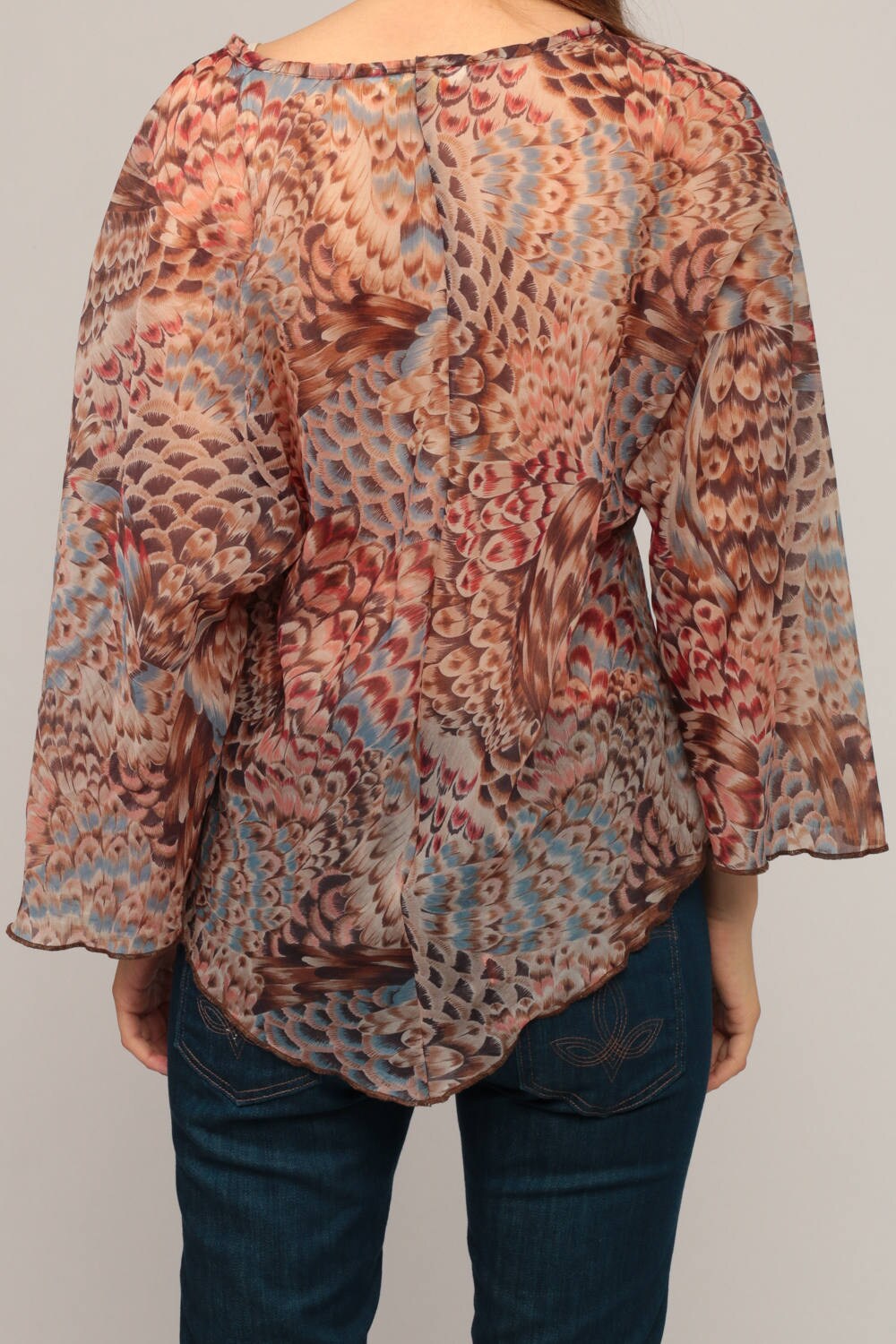 blouse with feather print