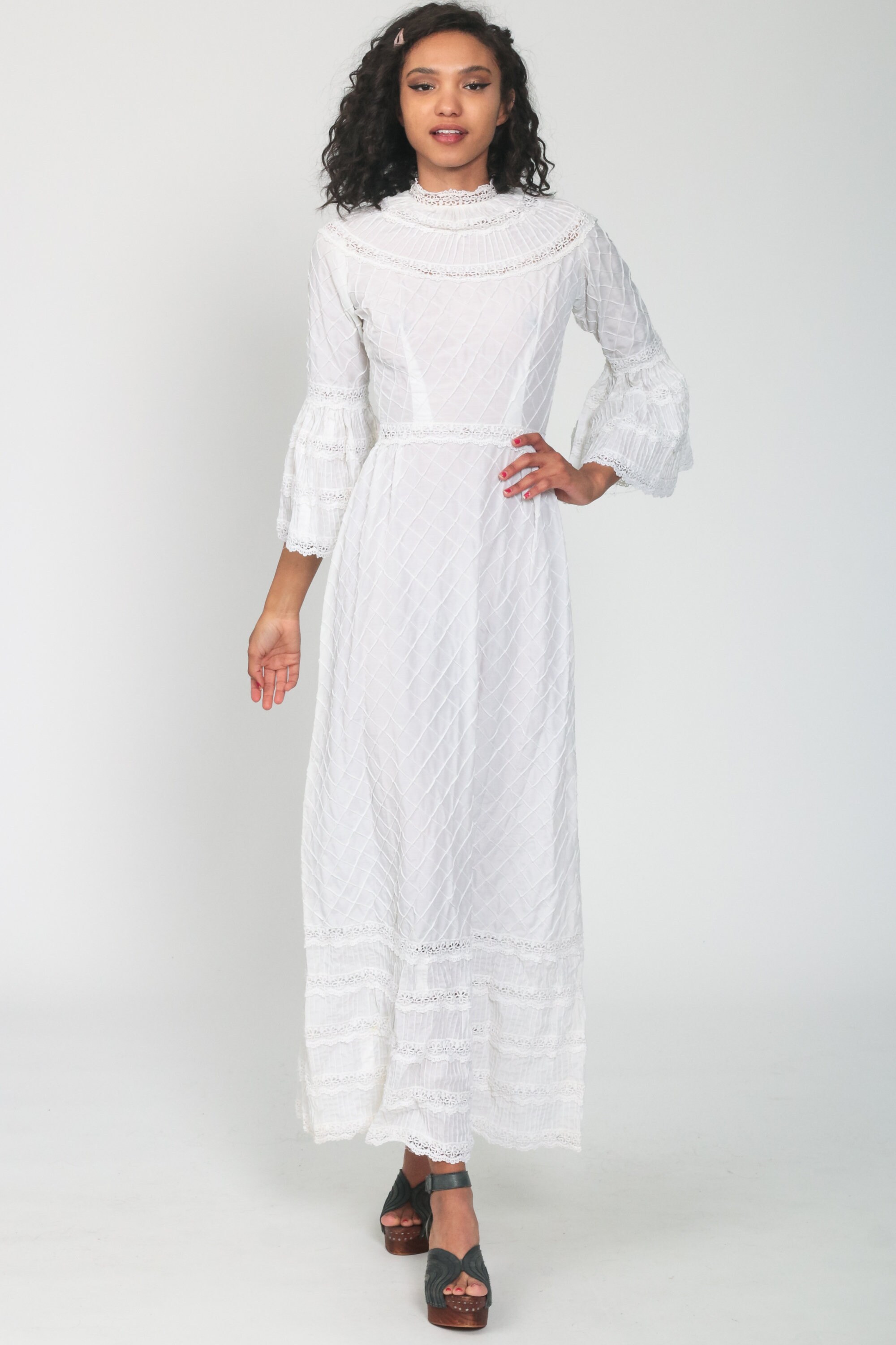 bell sleeve 70s dress