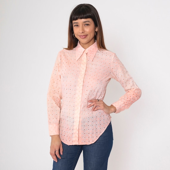 Eyelet Lace Blouse 70s Baby Pink Button Up Shirt Dagger Collar Disco Shirt Long Sleeve Top Retro Pastel Seventies Vintage 1970s Small Medium