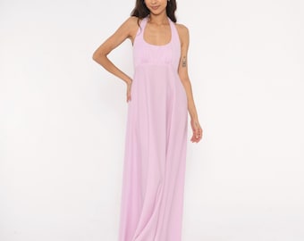 Vestido largo lila estilo años 70 con escote halter, cintura imperio y espalda descubierta. Vestido largo hasta el suelo color lavanda. Cuello redondo, fruncido, sin mangas, sin espalda, corte en A, talla M.