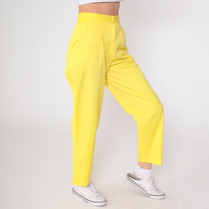 Yellow Pleated Trousers 80s High Waisted Pants Tapered Pants Vintage 1980s Relaxed Pants Slacks High Waist Preppy Extra Small xs Petite