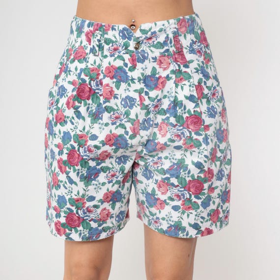 Vintage White Floral Shorts 90s Pleated High Waisted Shorts Retro Flower Rose Print Mom Shorts Pockets Summer Cotton 1990s Medium 29
