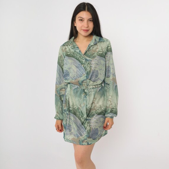 70s Abstract Wave Print Dress Vintage Mini Shift Mod Shirtdress Button Up Long Sleeve 1970s Twiggy Green Blue Belted Medium M