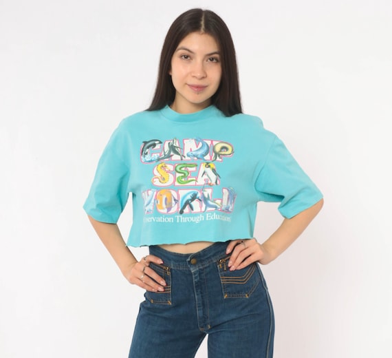 Animal Conservation Cropped Tee Shirt 90s Aqua Teal Blue Wildlife Nature Orca Dolphin Whale Crop Top Boxy Fit Short Sleeve Vintage Medium M