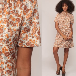 70s Boho Dress Mini KEYHOLE Shift Paisley Print 1970s Short Sleeve BOW Vintage Bohemian Mod Retro Hippie Orange Brown Hippy Large