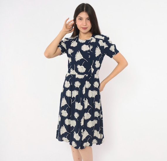 90s Dark Blue Floral Dress Liz Claiborne White Flower Print Short Puff Sleeve Button Front Collar A Line Fit Flare Garden Vintage Small S