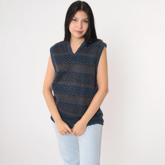 Vintage Zig Zag Sweater Vest Top Blue Wool Blend Knit Vest Striped Sleeveless Vest 80s V Neck Nerd Sweater 1980s Medium