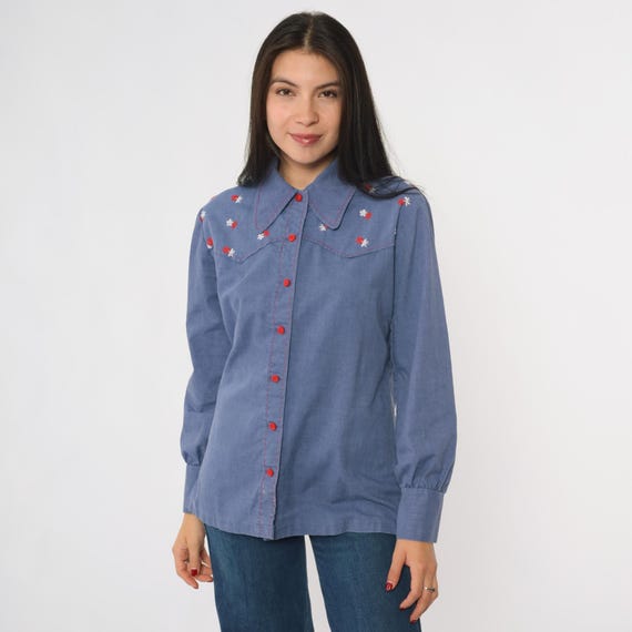 Vintage Embroidered Chambray Shirt 70s Blue Embroidery Button Up Blouse Hippie Boho Western Yoke Long Sleeve Blouse Medium M