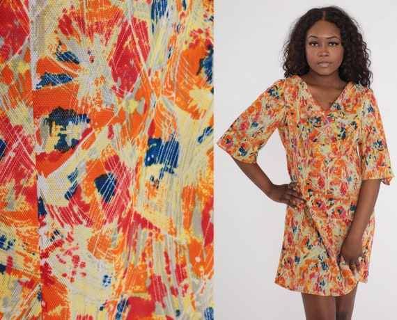 70s Psychedelic Dress Babydoll Mod Mini Dress Empire Waist Boho 3/4 Bell Sleeve Hippie Vintage V Neck 1970s Bohemian Orange Medium Large