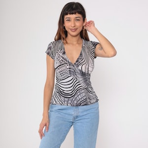 Y2K Striped Blouse Op Art Faux Wrap Top Black Grey Deep V Neck Shirt Short Sleeve Vintage 00s Fitted Large L