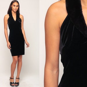 Samt Minikleid 90er Jahre schwarzem Samt Kleid Halfter Hals Kunstfell Partei Rückenschmerzen 1990er Jahre Bodycon Mantel Cocktail Jahrgang Minikleid klein