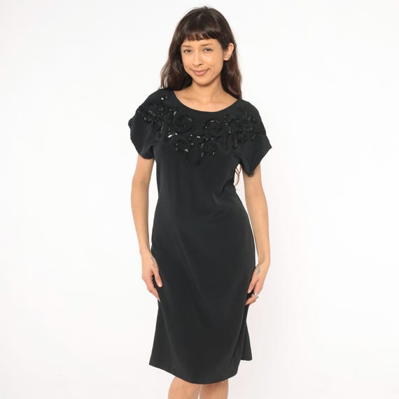 Sequin Embellished Black Dress 80s Scoop Neck Short Sleeve Knee Length Cocktail Party Evening Sheath Onyx Fitted Jet Beaded Vintage Small S