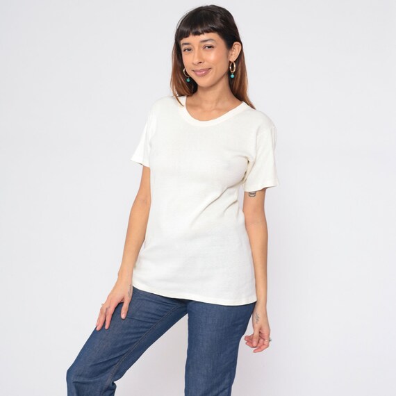 Pale Yellow T-Shirt 80s Tee Retro Basic Plain Tshirt Simple Solid Shirt Single Stitch Short Sleeve Top Minimal Cotton Vintage 1980s Medium M