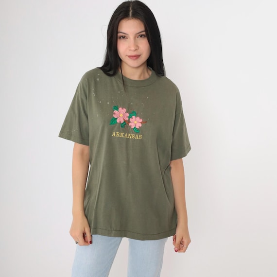 Vintage Arkansas Shirt 90s Floral Embroidered Tshirt Olive Green Graphic Tee Travel Destination Single Stitch Crewneck Short Sleeve Large