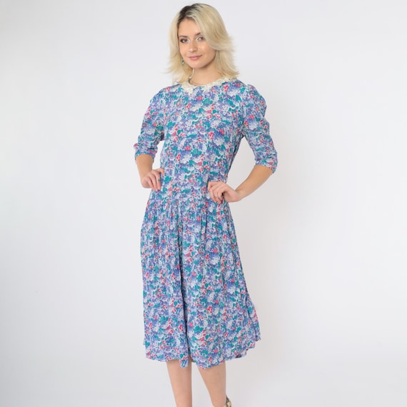 80s Floral Dress Blue Midi Dress 1/2 Puff Sleeve Dress Drop Waist Lace Collar Vintage 1980s Granny Purple Pink Wildflower Print Medium