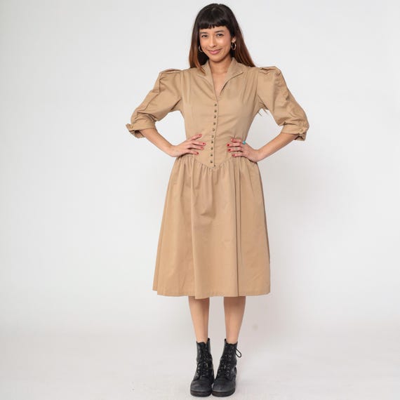80s Khaki Dress Tan Cotton Puff Sleeve Belted Waist Full Skirt Prairie Vintage Knee Length Collar Shirtdress Academic Safari Medium Large ML