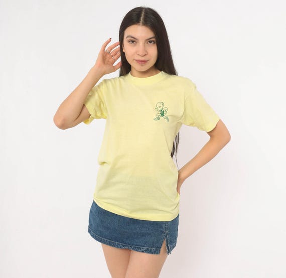 80s Turtle Races Tee Yellow Green Graphic Reuben's Videodance Running Cartoon Novelty Funny Animal Butter Lemon Vintage Shirt Medium M