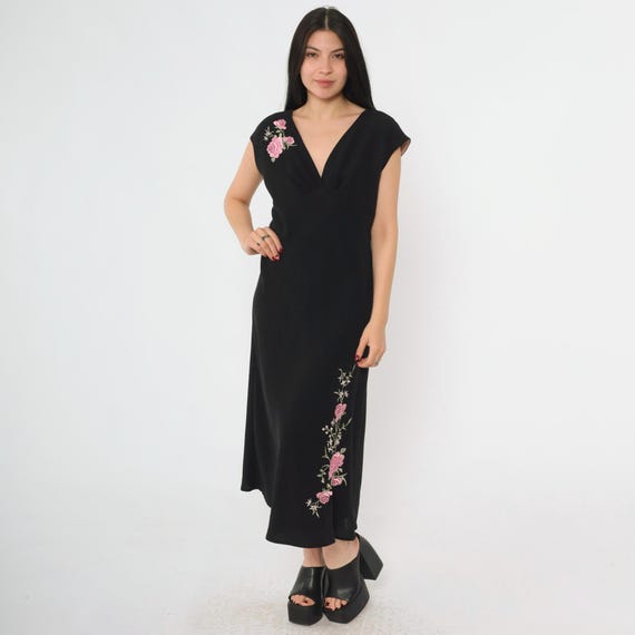 Vintage Black Midi Dress Y2K Floral Embroidered Pink Rose Cap Sleeve Deep V Neck Empire Waist Evening Cocktail Party Gown Medium 8