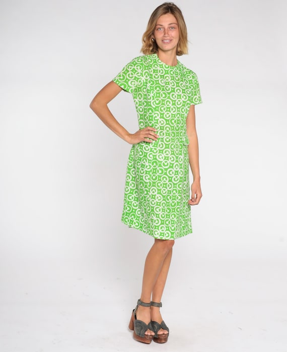 60s A-Line Dress Green Mod Dress Geometric Print Mini Dress Shift Pockets Retro Gogo Vintage Boho Twiggy 1960s Short Sleeve Secretary Small