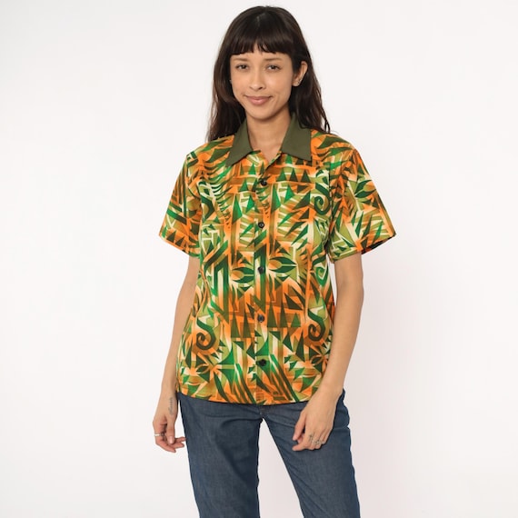 70s Psychedelic Shirt Geometric Print Orange Green Cream Abstract Triangle Pointed Collar Disco Camp Bowling Style Vintage Top Medium M