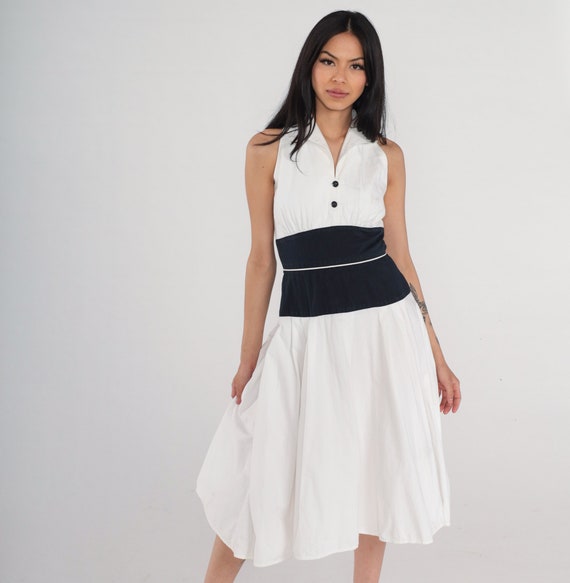 80s Sun Dress White Black Midi Dress Fit Flare Sundress Retro Criss Cross Sleeveless Collared V Neck Button Up Vintage 1980s Howard Wolfe XS